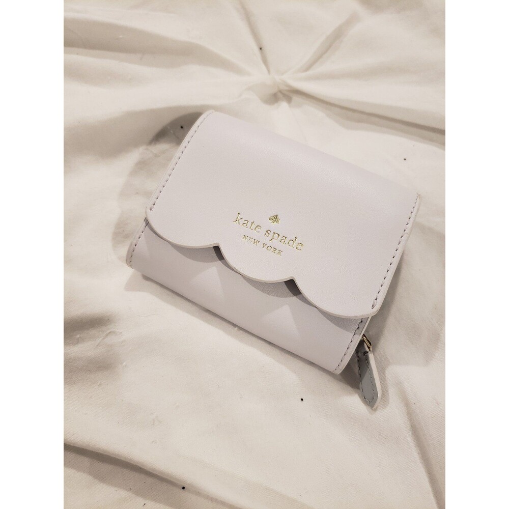 NWOT Kate Spade White Leather Card Wallet